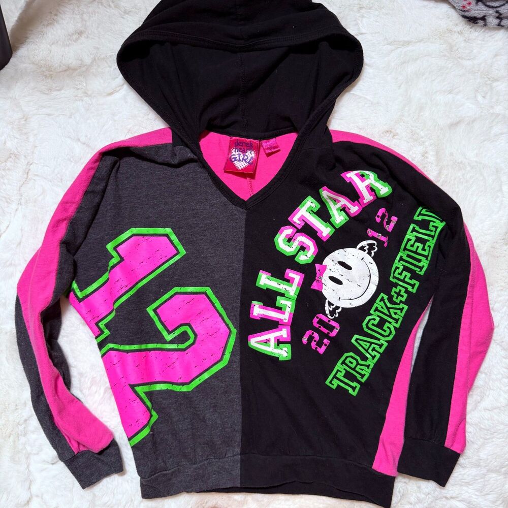 Derek Heart neon hoodie